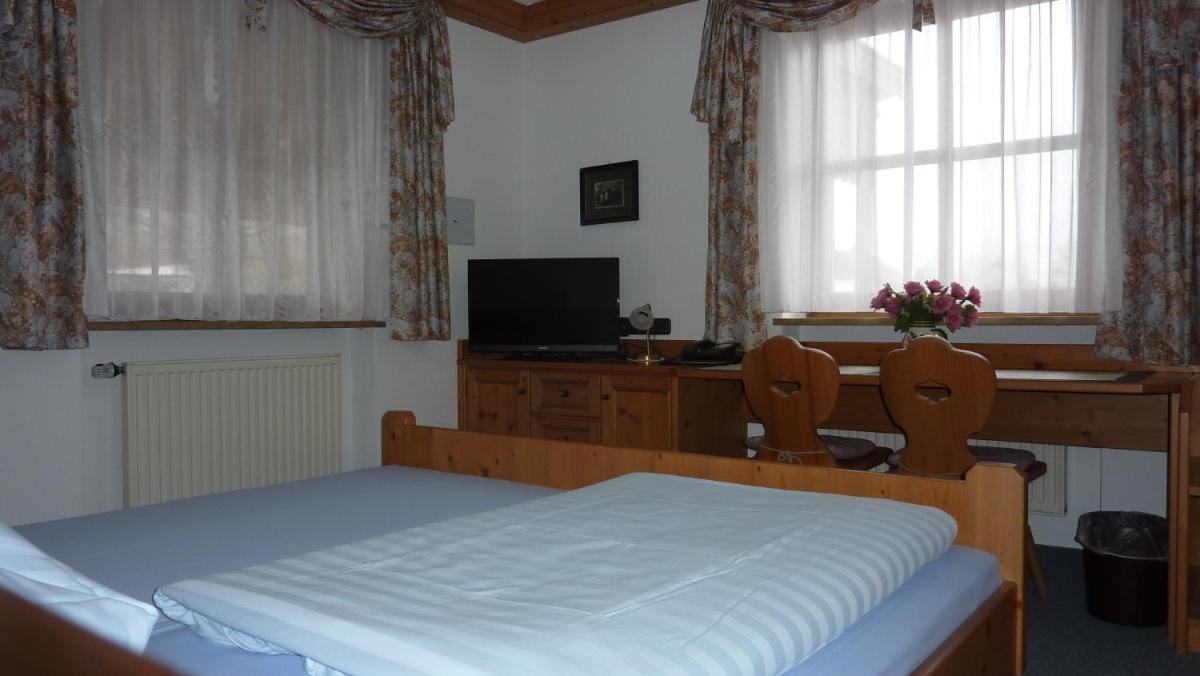 Hotel Hubertus - Housity