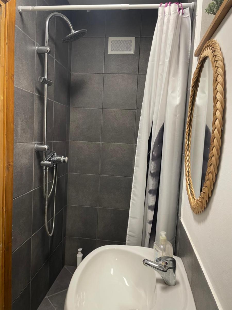 Oak Tree Apartment - Tölgy Lak - Housity
