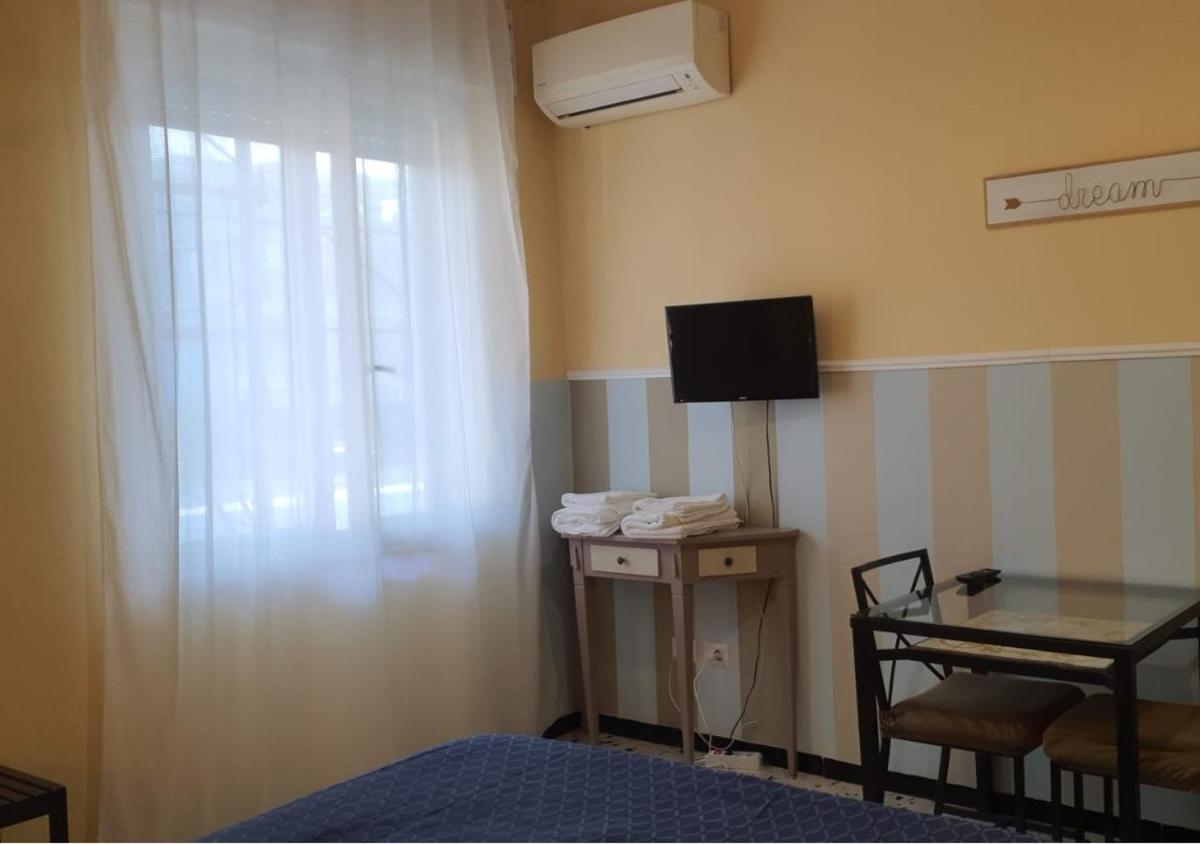 B&B Fronte Del Mare - Housity