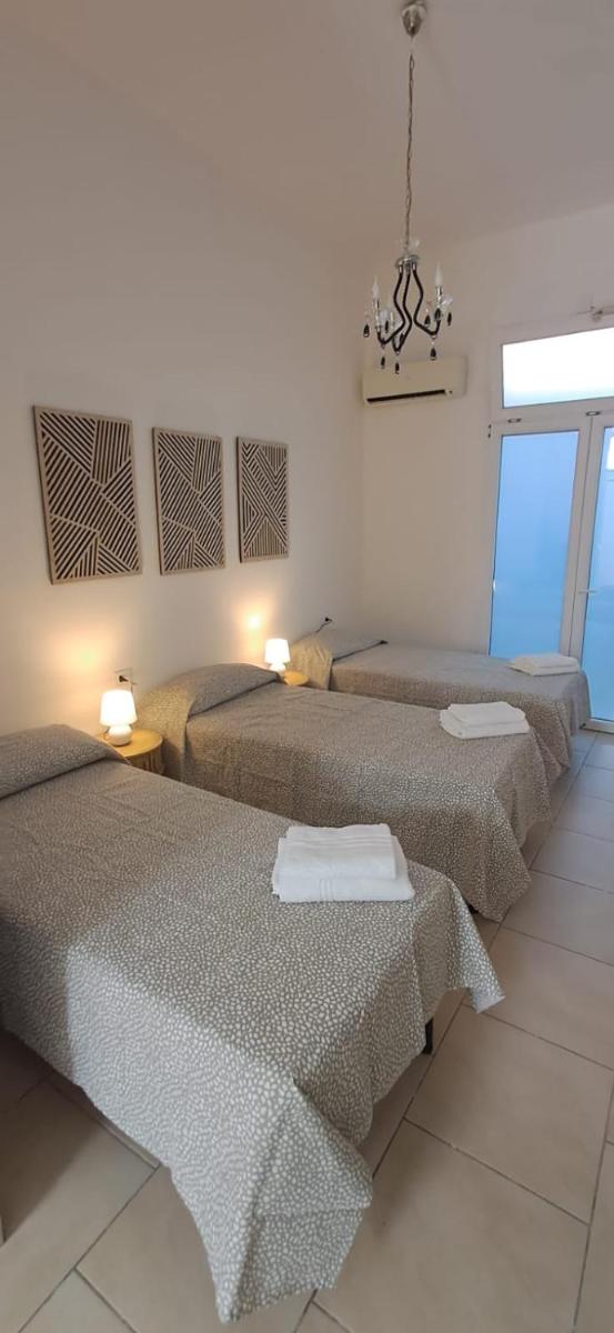 Hotel Esperia - Housity