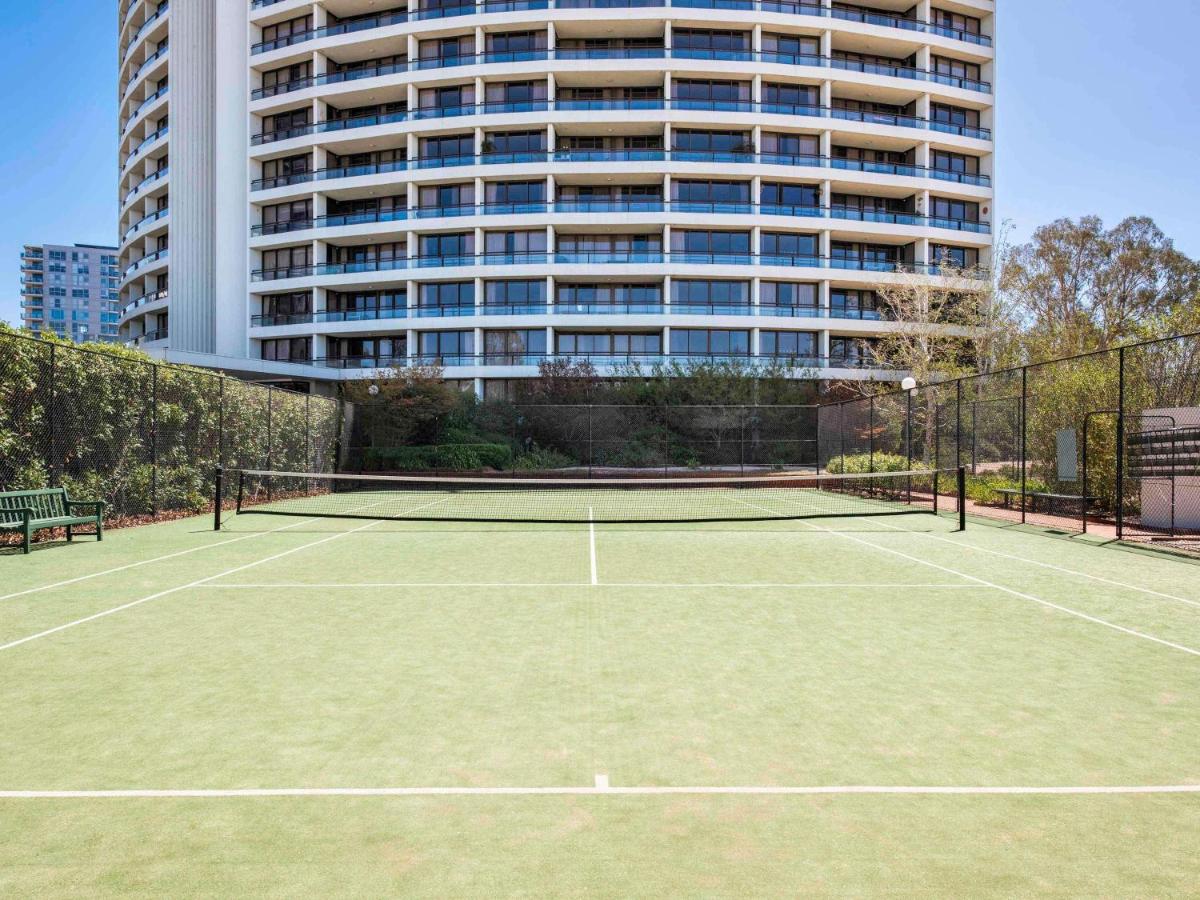 BreakFree Capital Tower Apartments - Housity