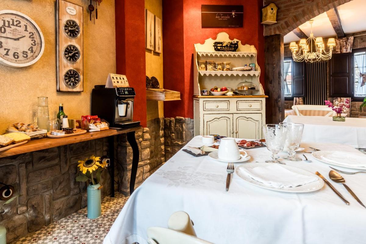 Hotel Rural La Tenada - Housity