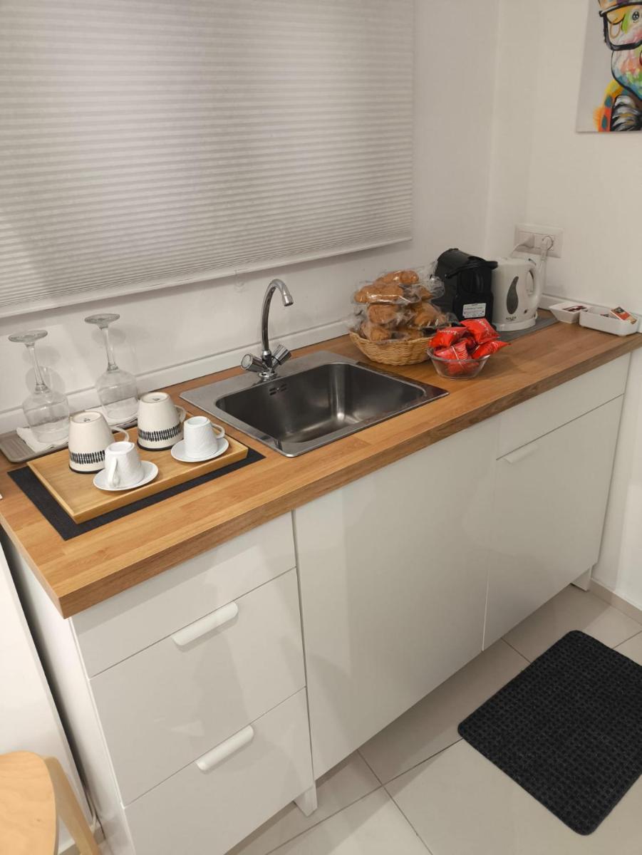 Home Catania Dante Accommodations - Housity