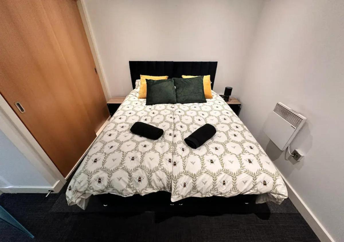 Bee Accommodations - NG1 Apartment - Housity