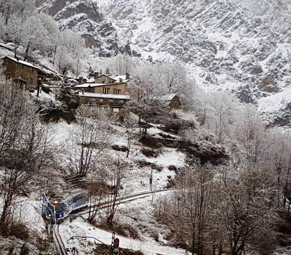 Masia Can Constans - Housity