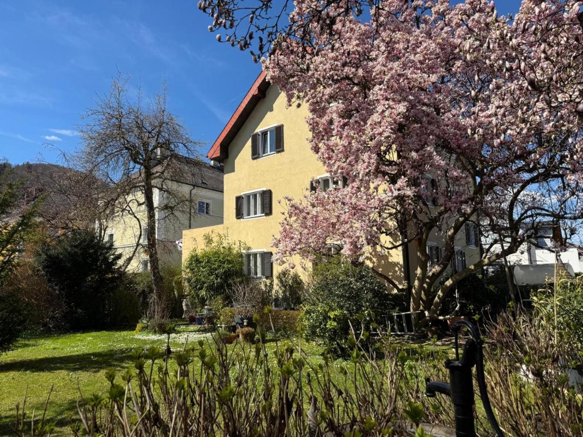 70qm 3-Zimmer Appartement am Tauernradweg in Hallein bei Salzburg, nahe Berchtesgaden, Roßfeld, Kehlsteinhaus, Obersalzberg, Watzmann, Schönau am Königsee, Bad Vigaun, Schloss Hellbrunn, Burg Hohen Salzburg, Burg Hohen Werfen # Beherbergungsbetrieb OC45 - Housity