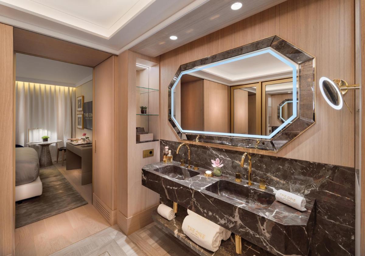 Un baño de The One Barcelona GL
