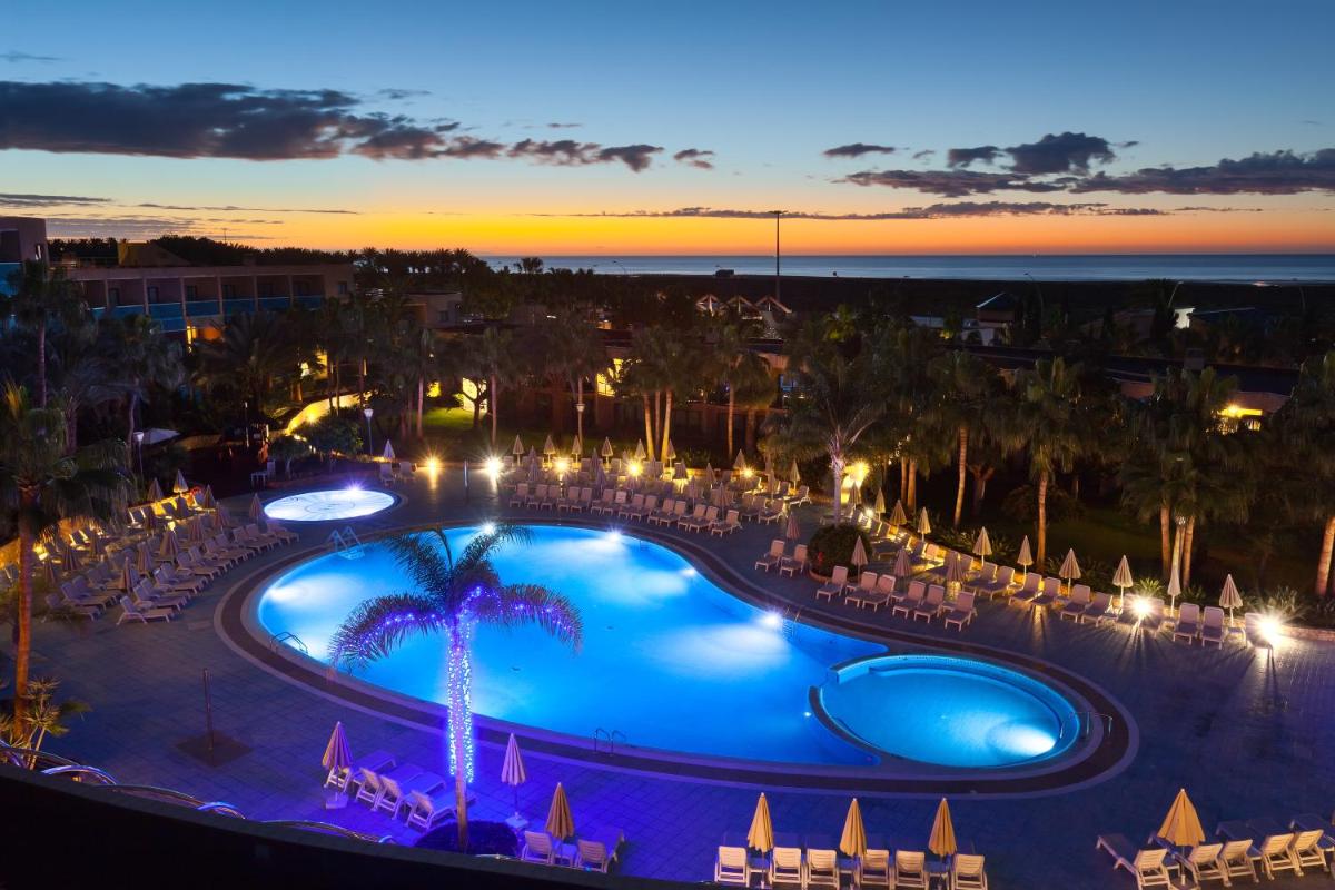 Piscina en o cerca de MUR Faro Jandia Fuerteventura & Spa