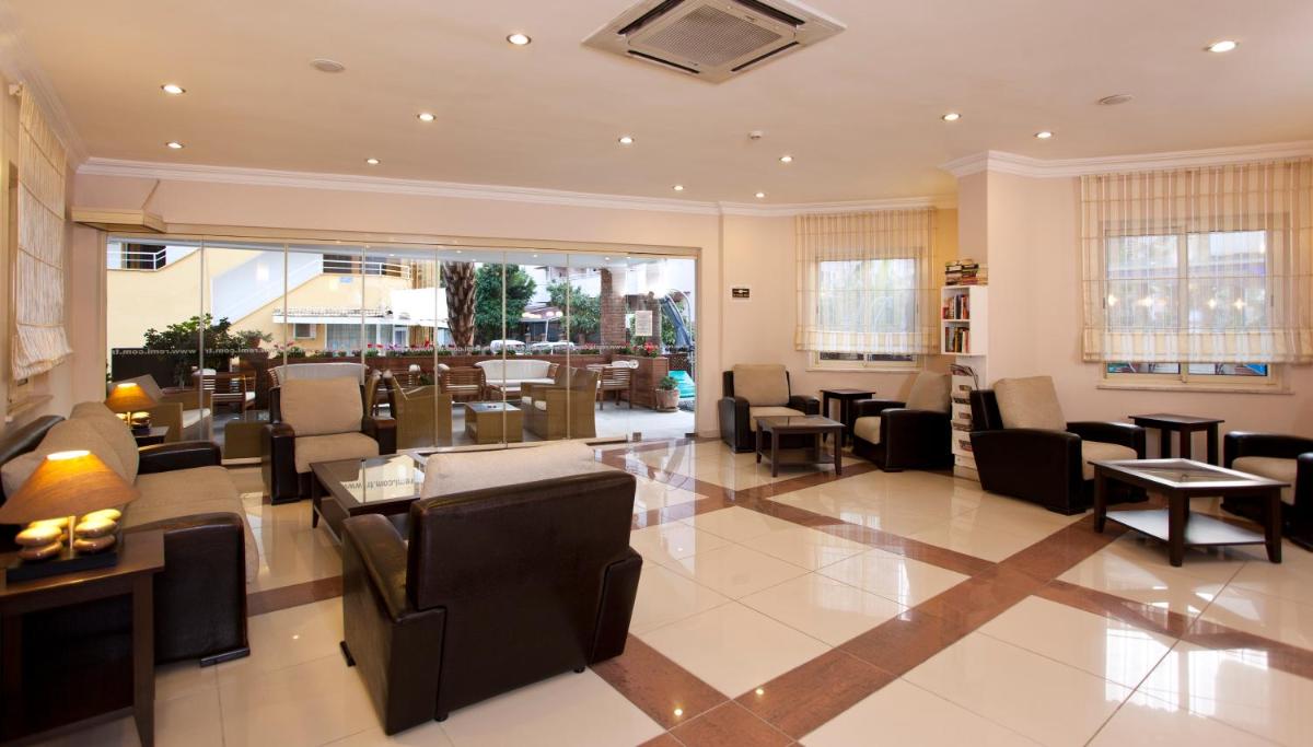 Remi Hotel - Hizvo
