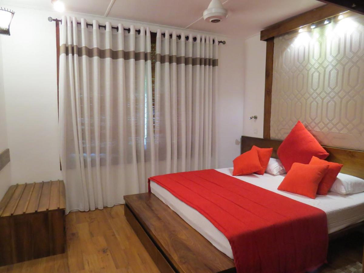 Dees Homestay Colombo - Housity