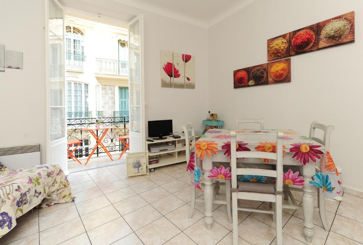 Suitetrails - La Romantica Dante Five stars Holiday House