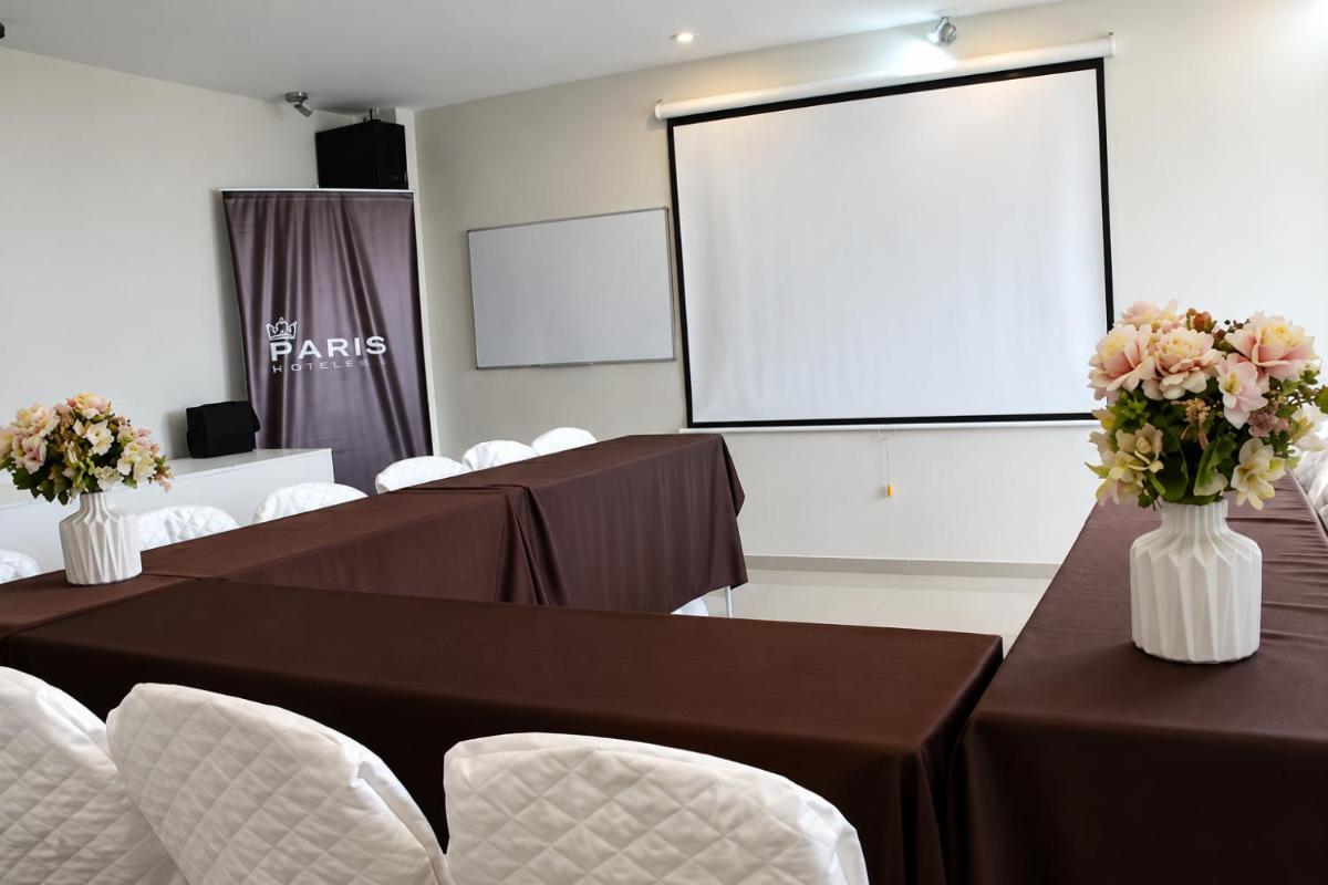 Paris Senlis Hostel Plus - Housity