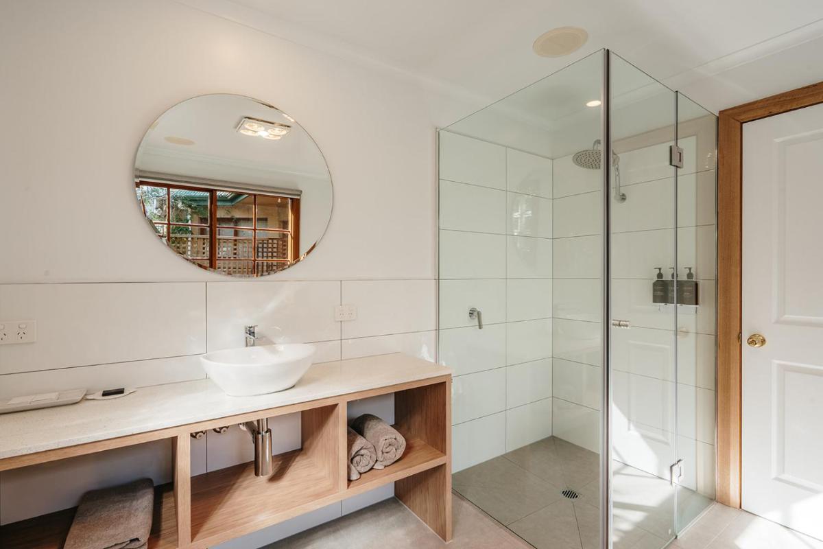 Hideaway on George - Housity