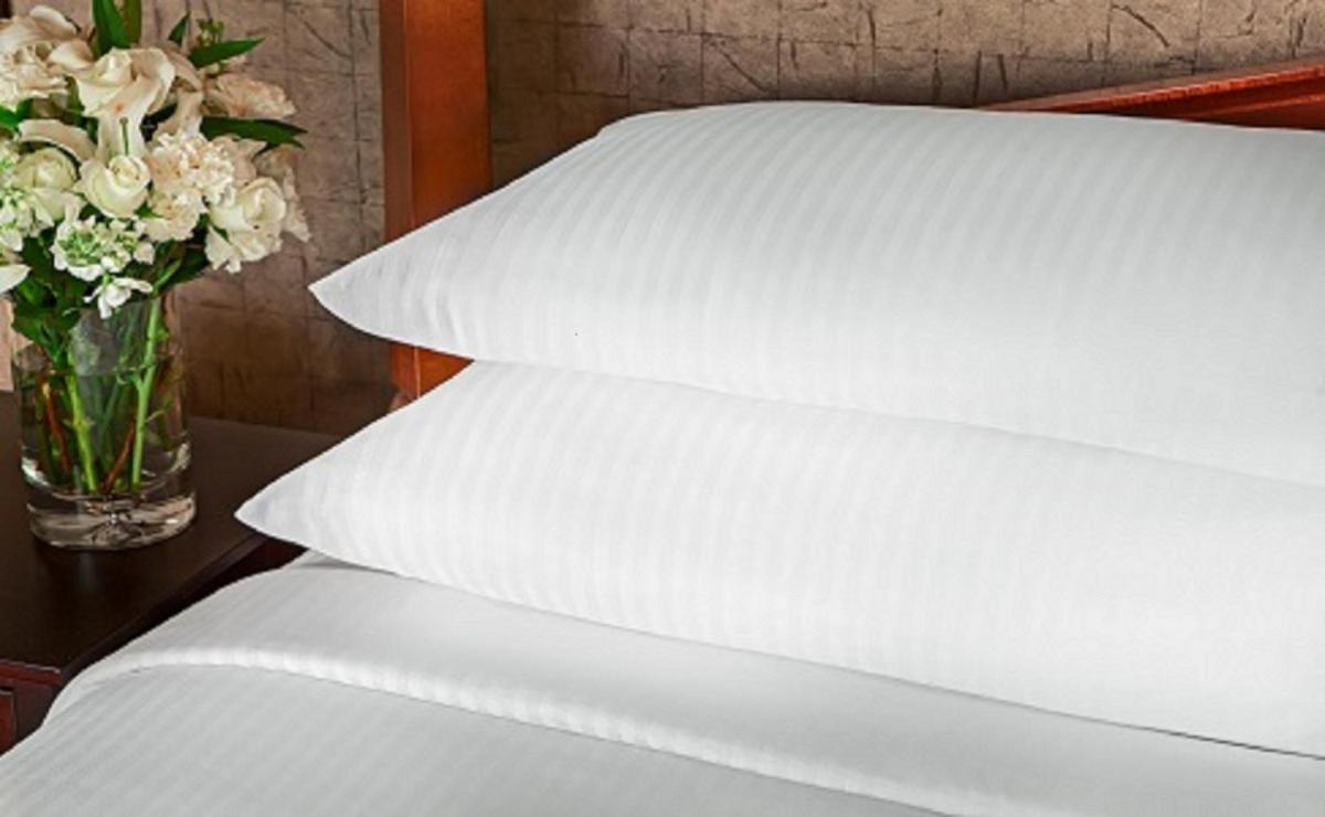 Red Lion Inn and Suites Everett - Housity