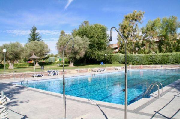 Modern B&B Somosaguas - Housity