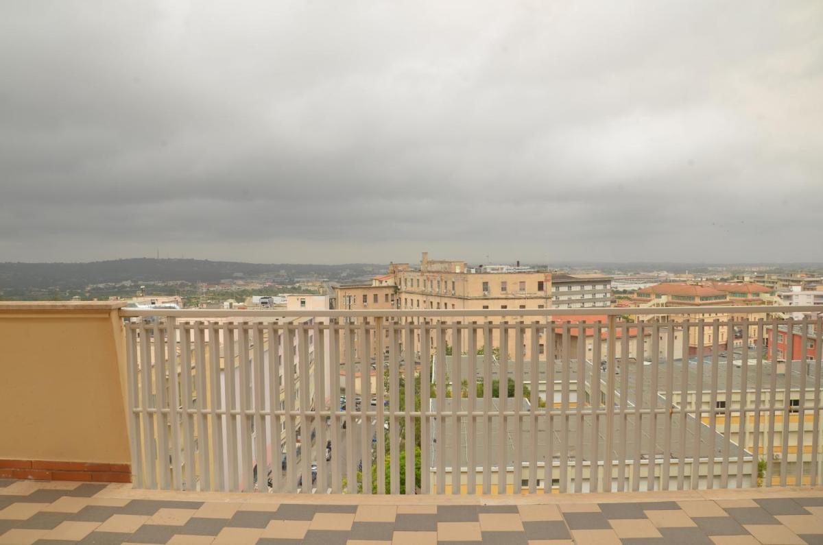 FANTASTIC SARDINIA RESIDENZA LE TERRAZZE SASSARI CASA G PISCHEDDA Attico Vista Mare - Housity