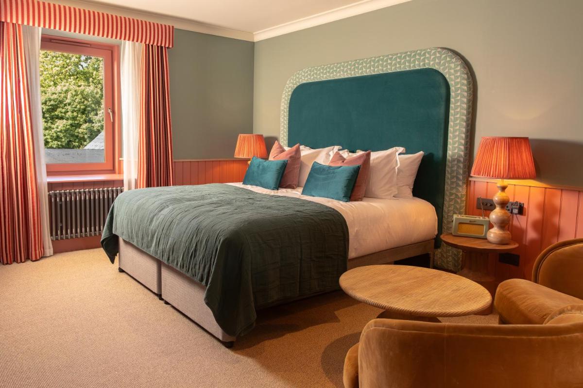 Nether Abbey Hotel - Housity