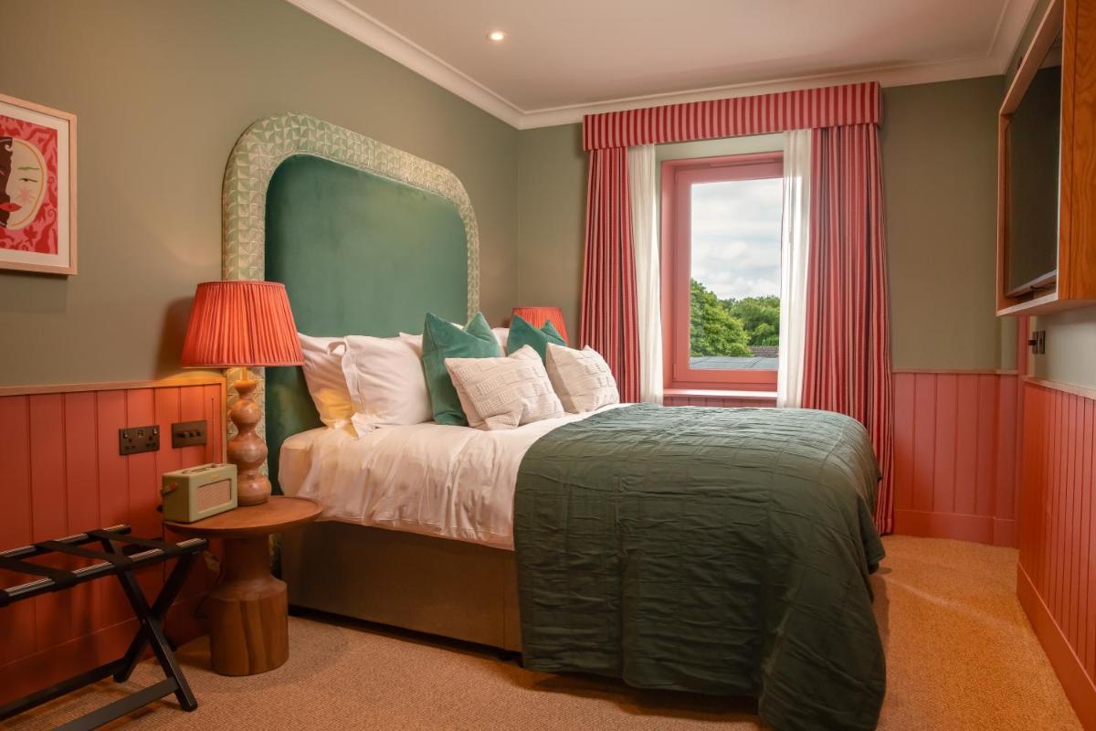Nether Abbey Hotel - Housity
