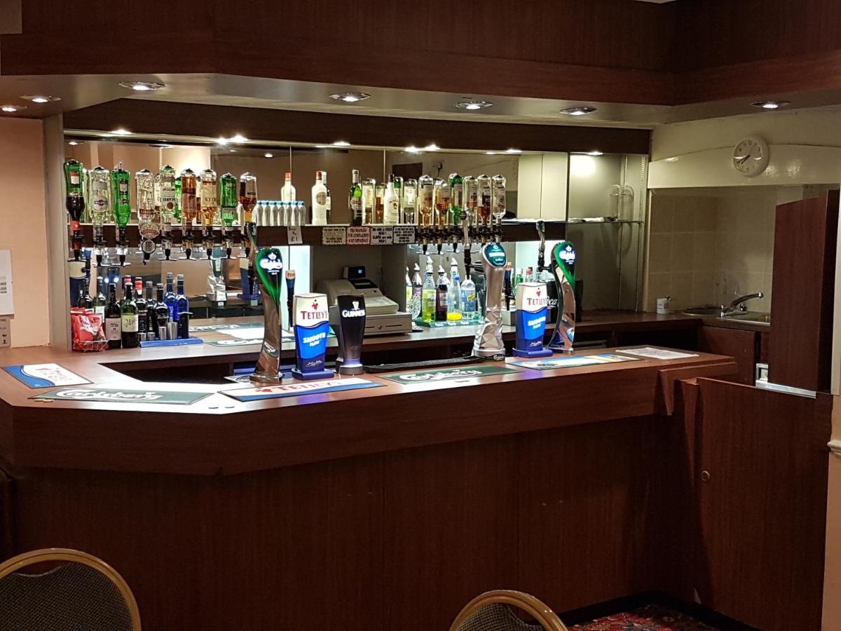 Regina Hotel - Housity