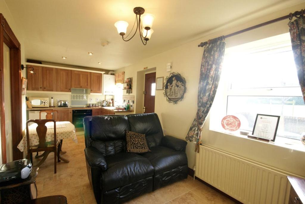 Newcastle Country Cottages - Housity
