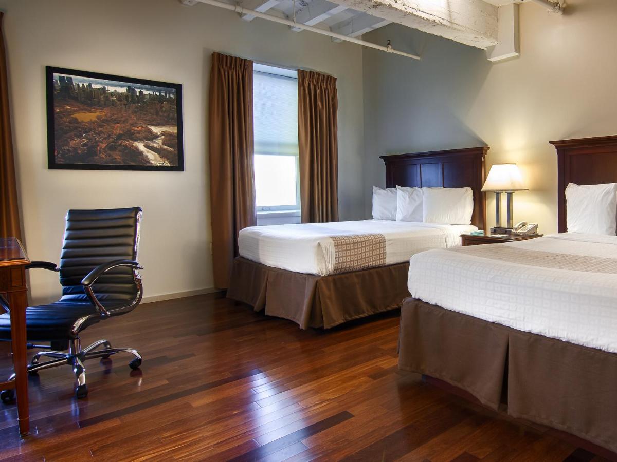 Grand Eastonian Hotel & Suites Easton - Housity