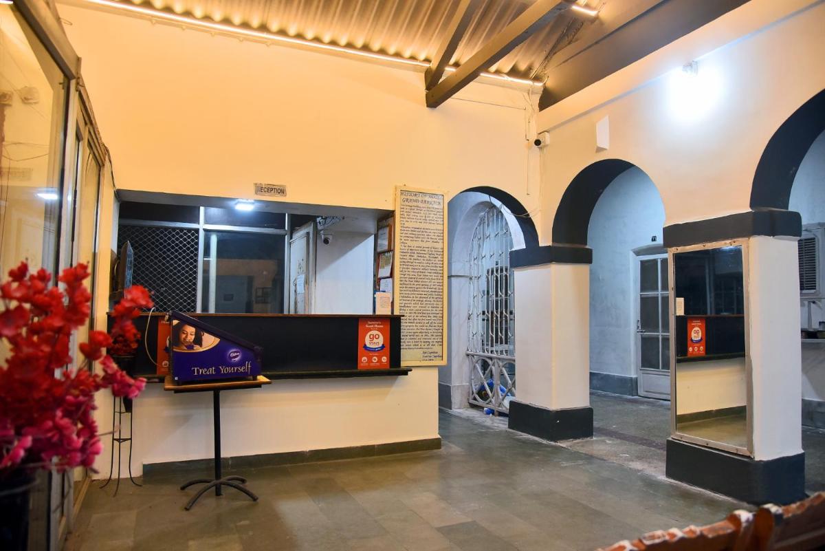 Hotel Grand Barrack - Housity