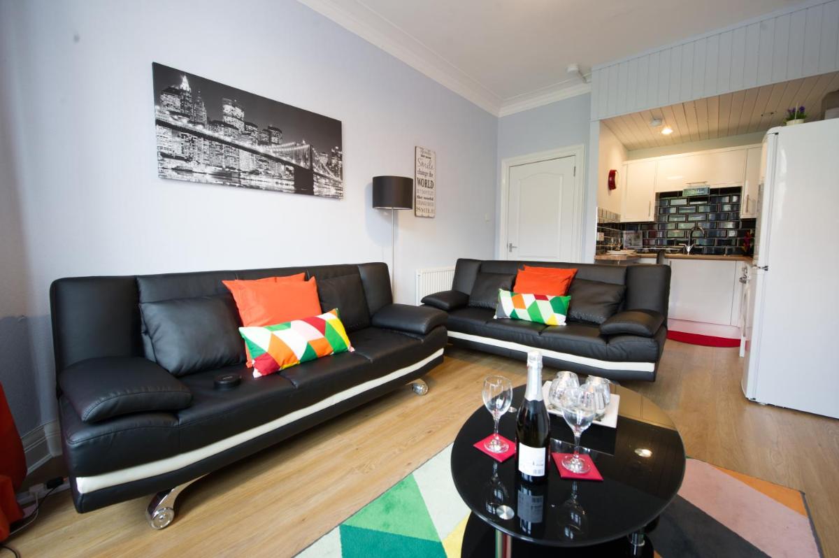 PREMIER - Crathie View Apartment - Housity