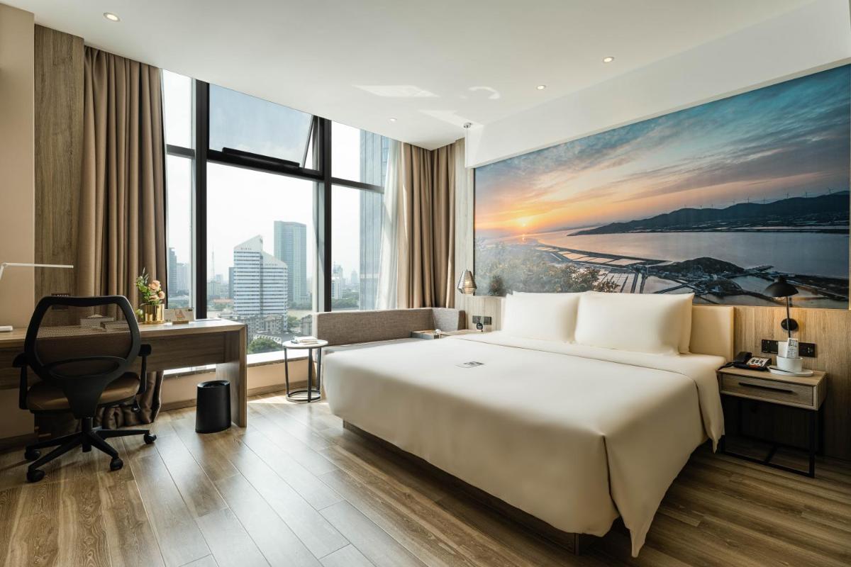 Atour Hotel Ningbo Laowaitan - Housity