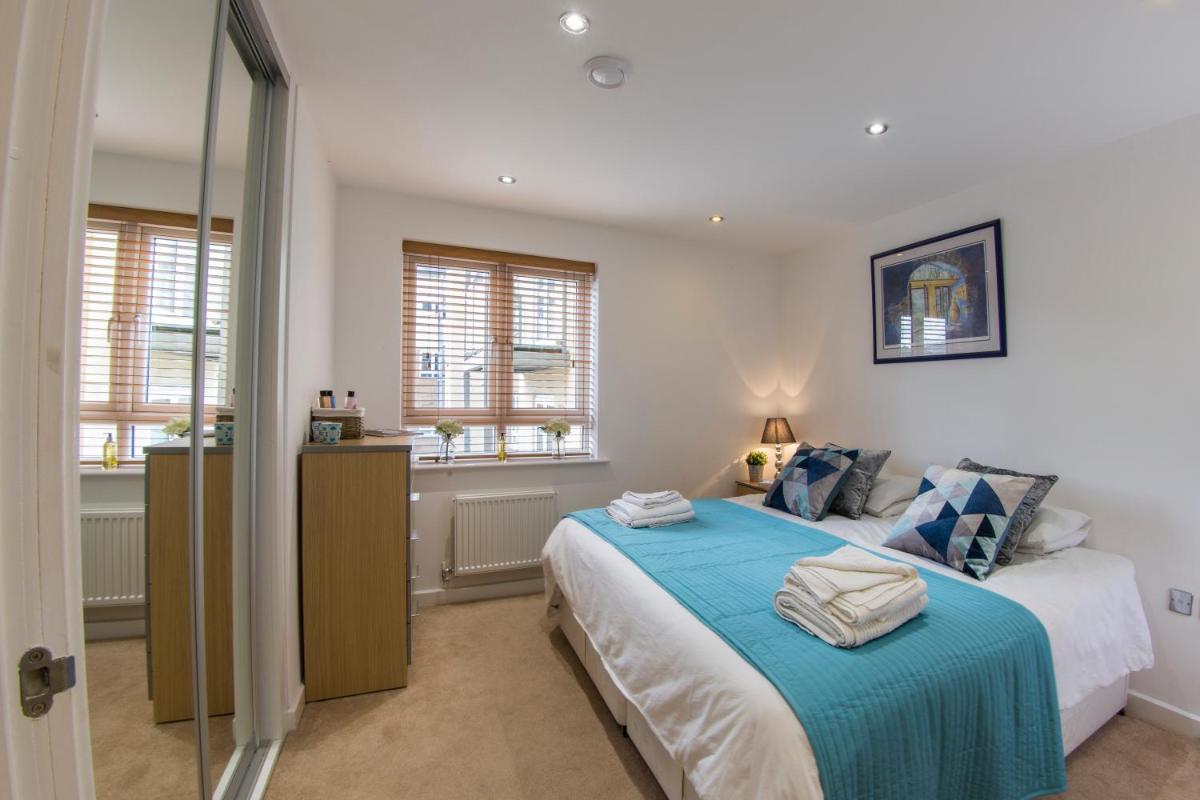 Borehamwood - Spacious Apartment - Housity