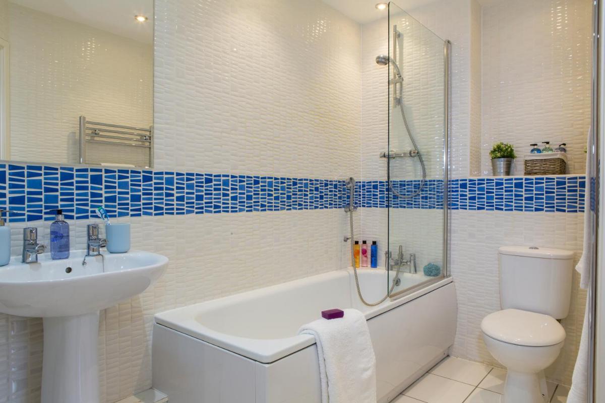 Borehamwood - Spacious Apartment - Housity