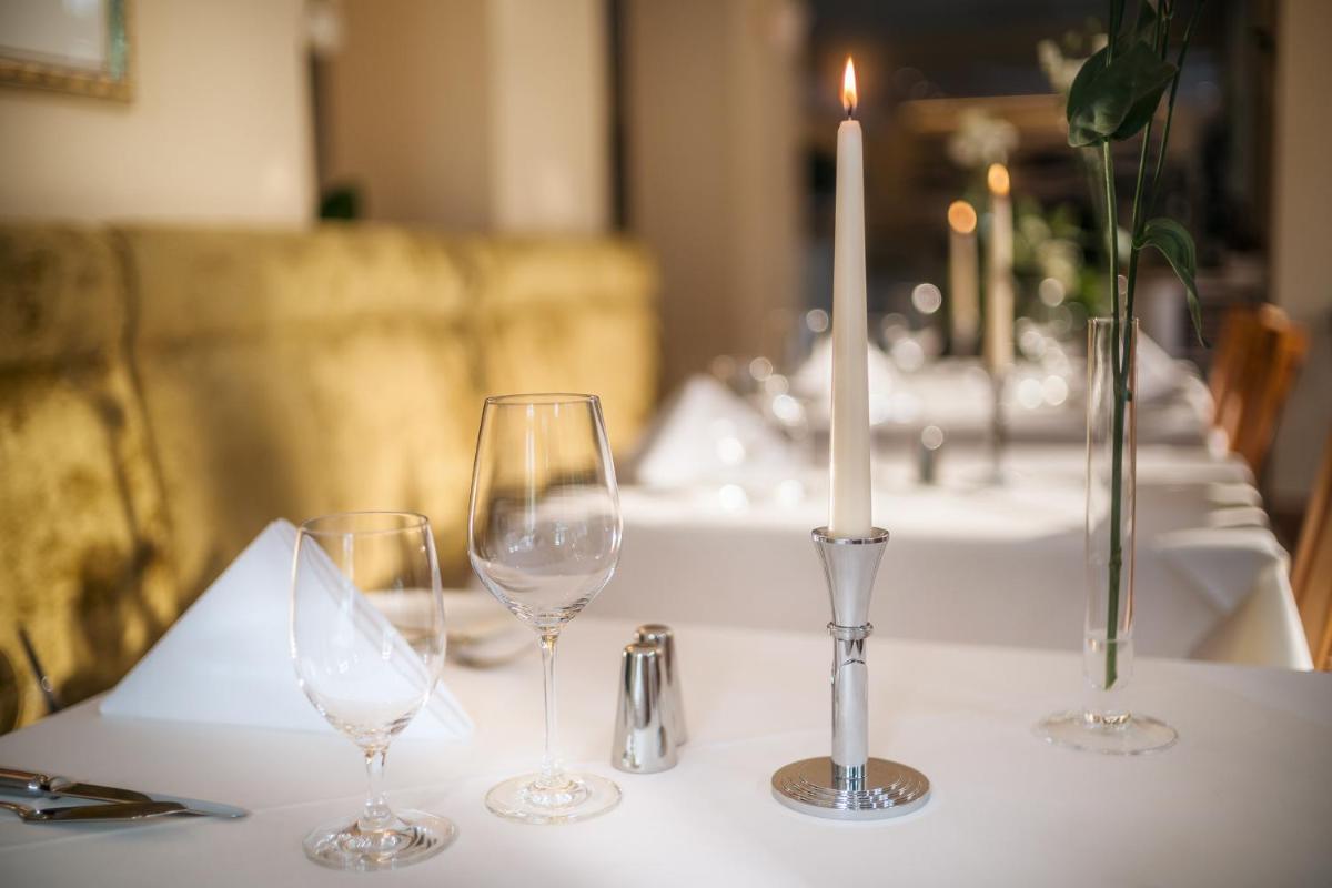 Getränke in der Unterkunft ROEWERS Privathotel & Spa