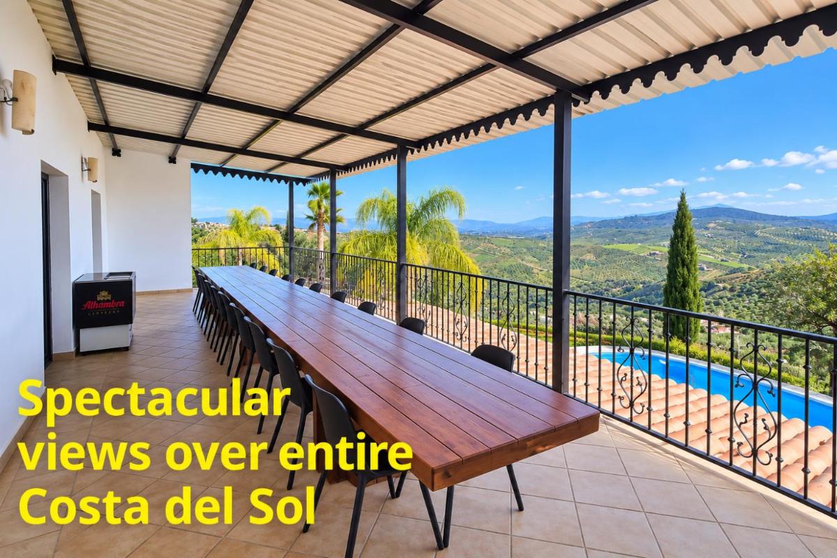 Mansion 7 bedrooms 6 bathrooms private pool heated in cold months and privacy of 5 ha pure nature 'San Jacinto' - Housity