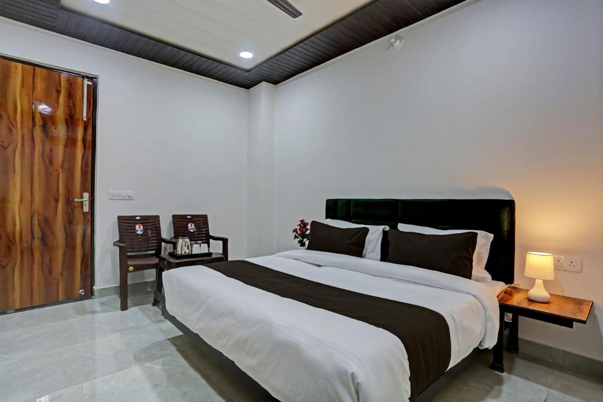 Hotel O Town House Gold - Housity