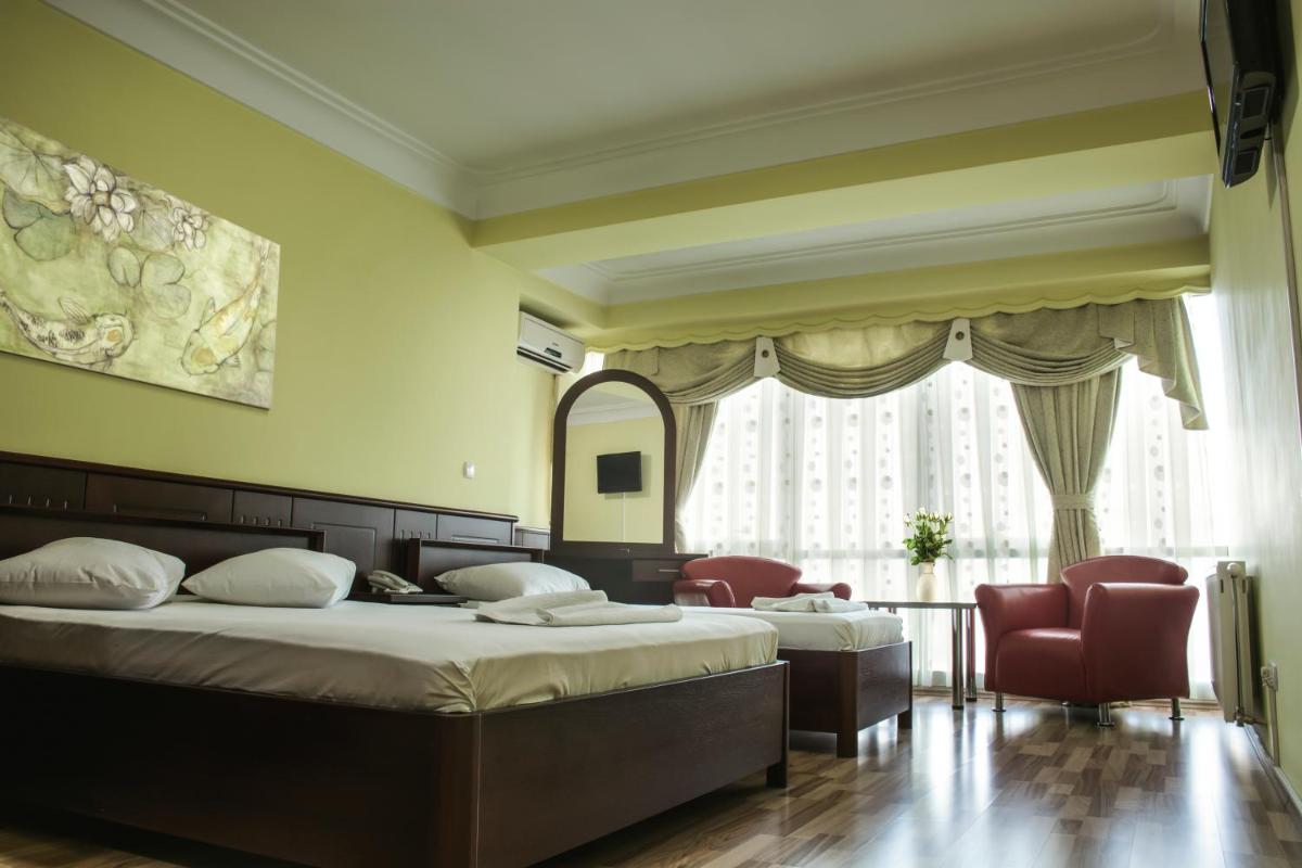 King Hotel - Housity