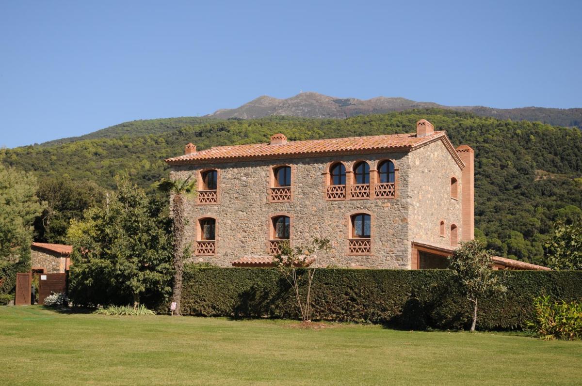 Hotel Rural Can Vila - Housity