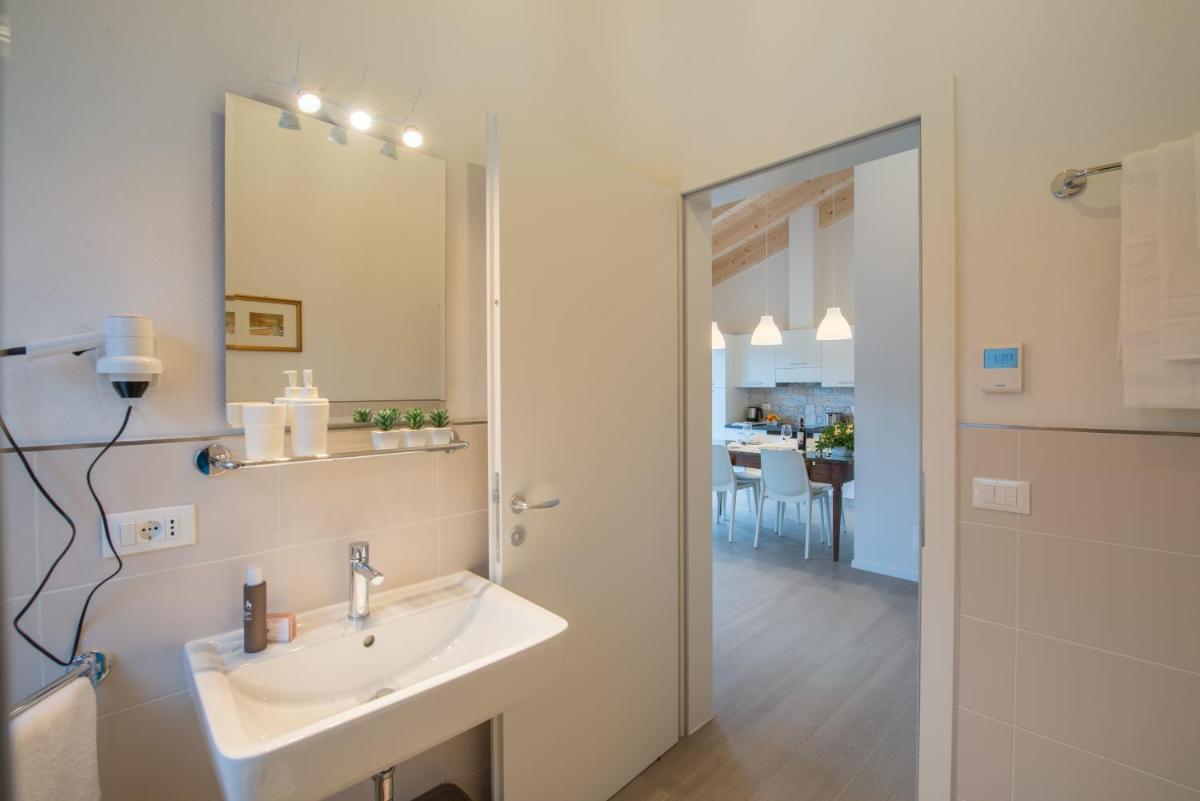 La Gazza Ladra Apartments - Garda Chill Out - Housity