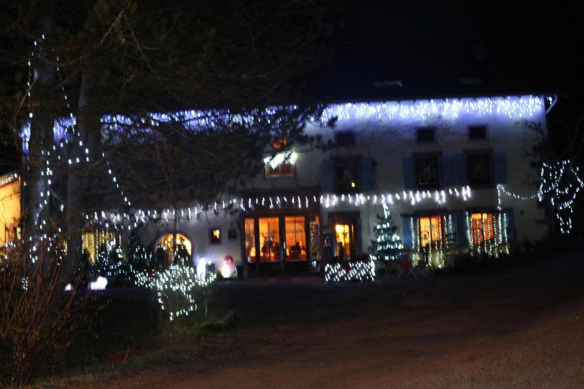 Auberge De La Charriole - Housity