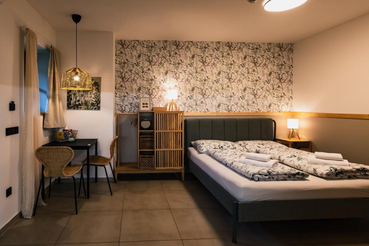 Apartmány V zahradě - Housity