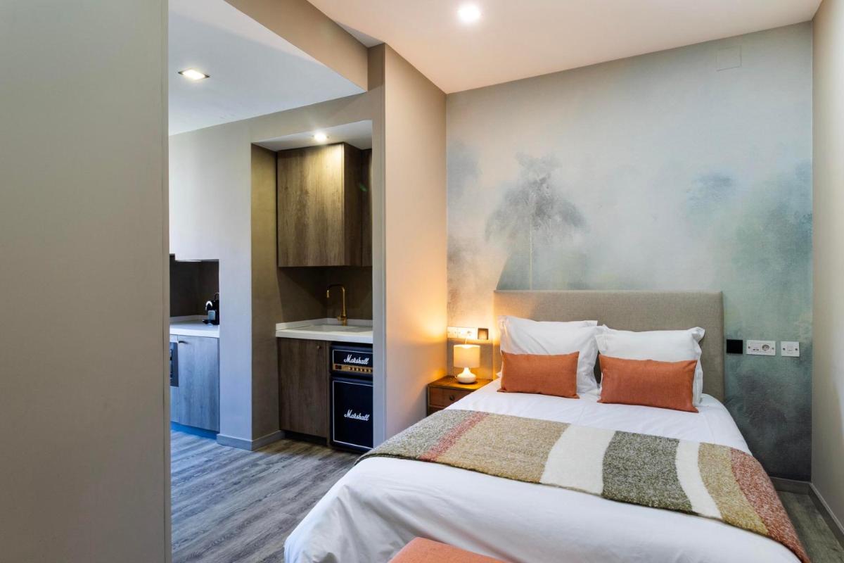Charm Flats - Housity
