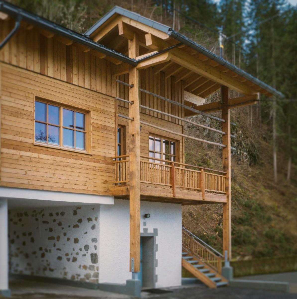 Troadkasten - Housity
