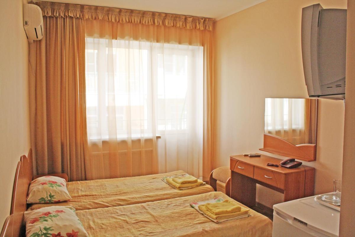 Hotel Capitan - Housity