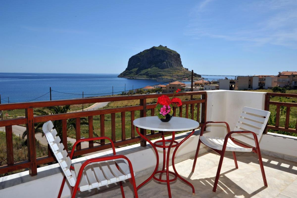 Alta Vista Studios - ex Lekka's House - Housity