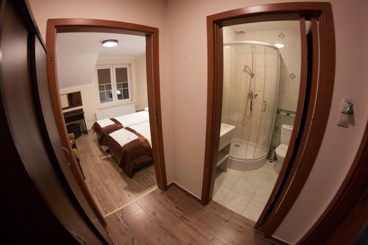 Pensjonat i Klub Jeździecki Michelin - Housity