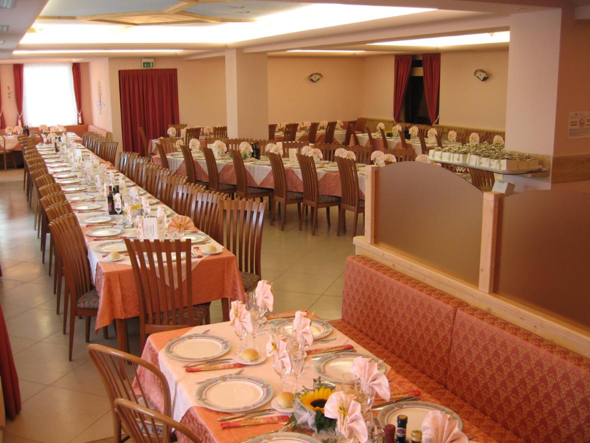 Life Hotels Rosalpina - Housity