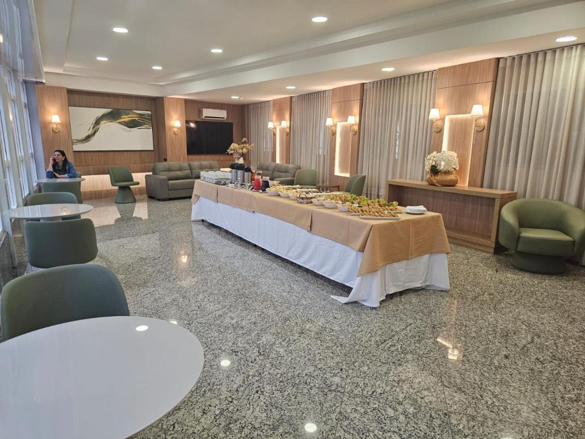 Barbur Center Hotel - Housity