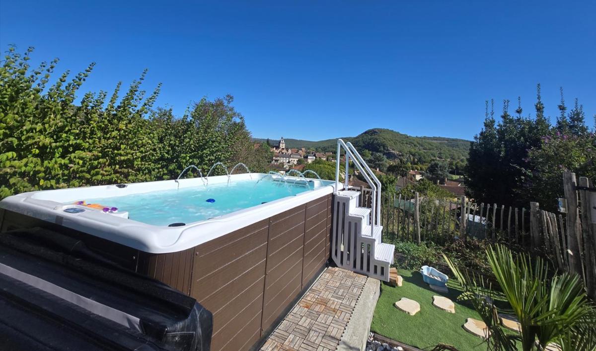 Hotel La Peyrade - Housity