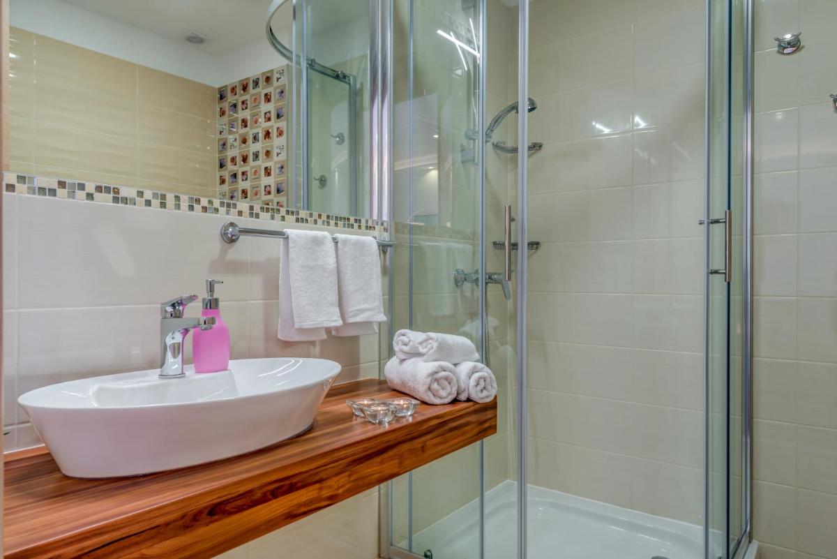 Room&studio Apartment Just Enjoy - Housity
