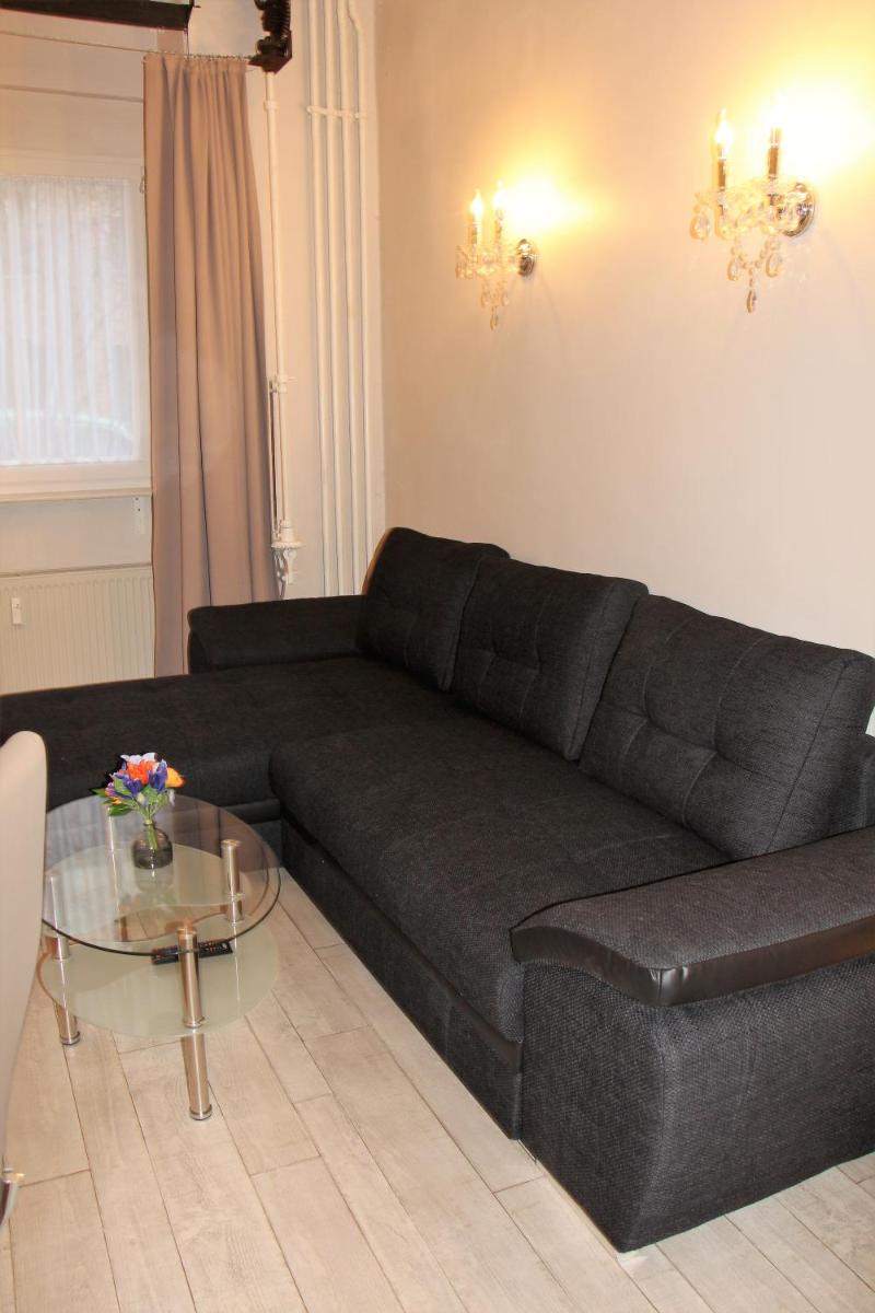 Stars Berlin Apartments Essener Straße - Housity