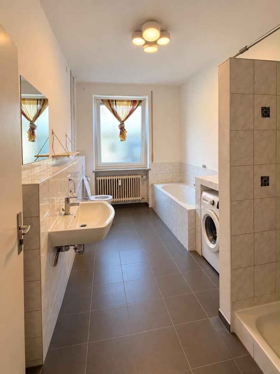 Großartige 3 Zimmer Ferienwohnung mit Kamin und Garten für 1-6 Personen - Housity