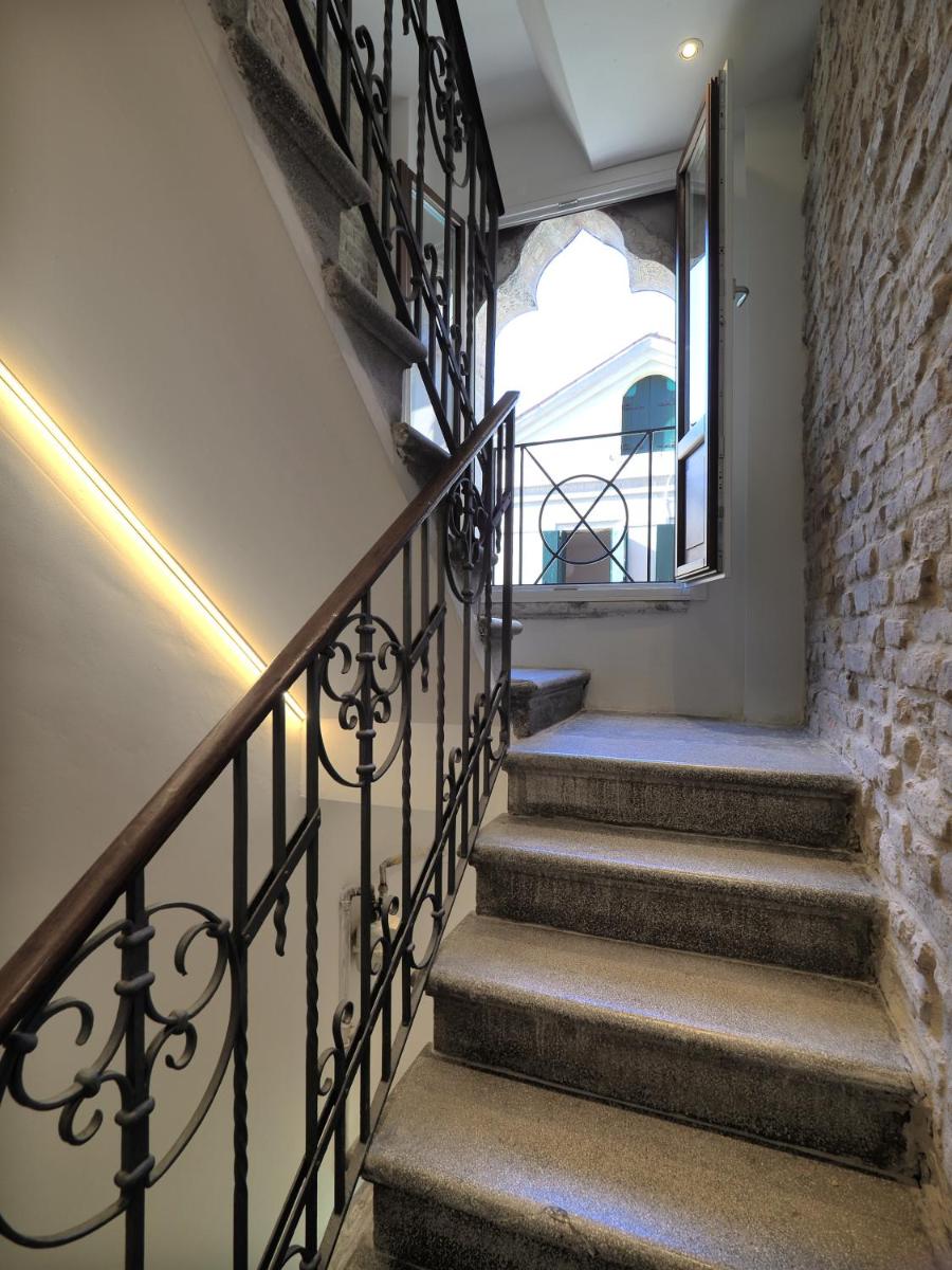 Majestic Rialto House by Wonderful Italy - Housity